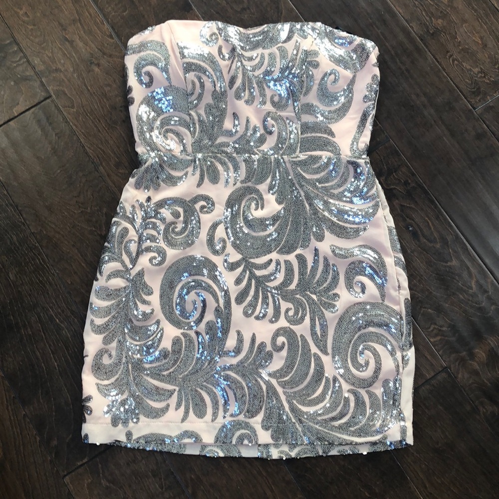 Forever21 strapless Party dress
